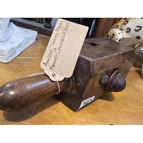 287 - A good quality antique carpenters tool thread maker  which is in good looked after condition and is ... 