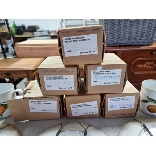 394 - Quantity of various ceramic  items to include 6x Royal Worcester boxed Country Kitchen mugs, 5x Roya... 