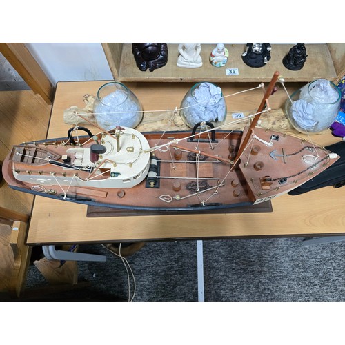 37 - Impressive Large scratch built model of a trawler boat in good order with good detailing to the deck... 