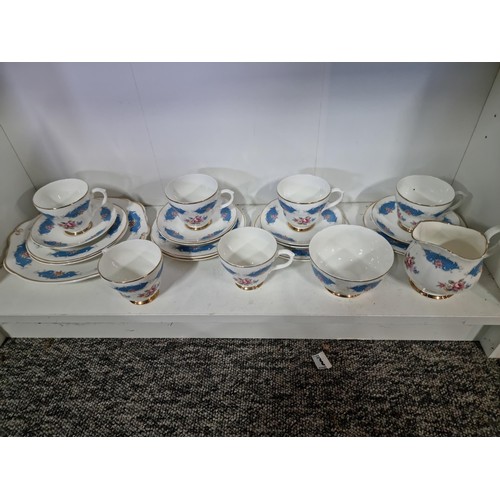 10 - 3x shelves of collectable ceramics and glass ware to include a collection of 6x oriental floral deco... 