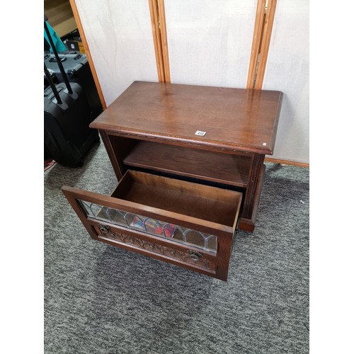 456 - Vintage solid oak tv cabinet in the priory design featuring a large drawer below which has a lead li... 