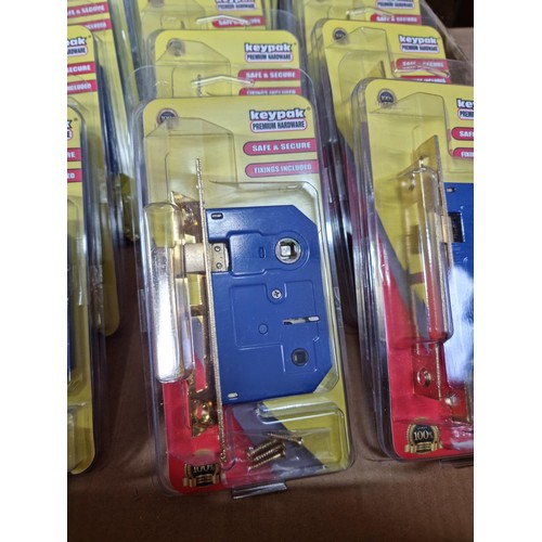 Large quantity of 19x bathroom locks, each lock in pack measures 64mm ...