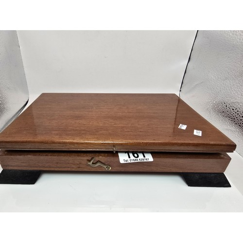 161 - A rare wooden cased set of 4 metal place card holders 
featuring the rock of Gibraltar dated 1966-70... 