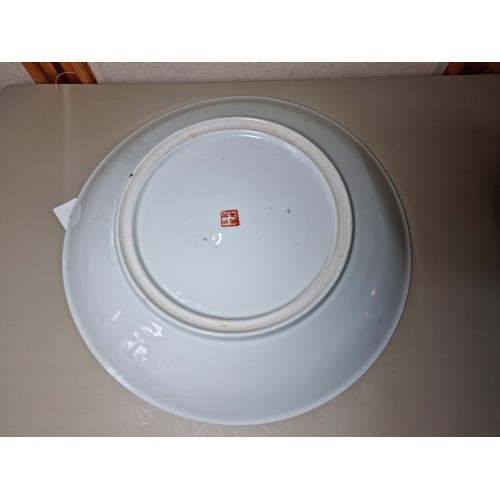 139 - Good quality vintage Chinese Crackleware famille verte ginger jar decorated with Warriors hand paint... 