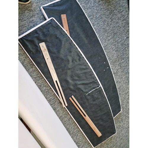 438 - 4 x New modern bed headboards in cream in good overall condition. Largest head board measures a heig... 