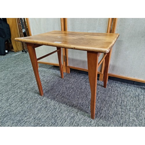 440 - Good quality solid Mid-Century foldable teak table in good looked after condition, standing on good ... 