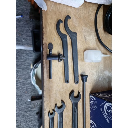 430 - A Clarke metalworker milling/drilling machine model No. CMD300 along with a full set of original  to... 