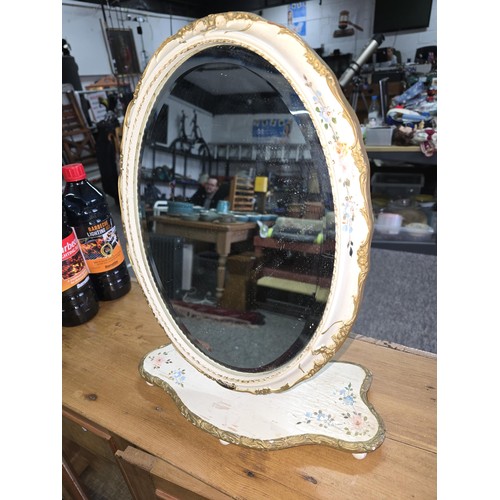 463A - Attractive vintage adjustable dressing table mirror having an ornate wooden frame and base hand pain... 