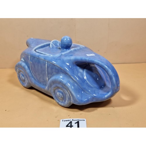 41 - A vintage Sadler racing car shaped teapot in blue complete with driver as the lid in very good condi... 