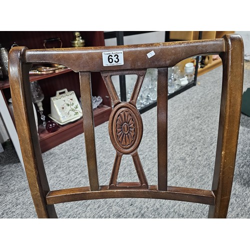 63 - Collection of 3x mahogany reproduction chairs to include to shield back matching chairs and a curved... 
