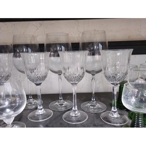 78 - A shelf full of a large collection of drinking glasses to include 9x Villeroy and Boch glasses of va... 