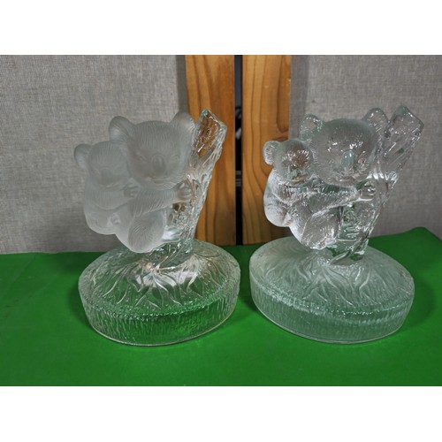 86 - A collection of 4x Cristal D' Arques France glass animal figures to include 2x sea lions and 2x koal... 