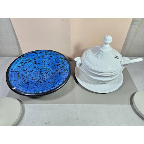 96 - A good quality white large lided tureen with a large ladle standing on a matching tray with a leaf d... 