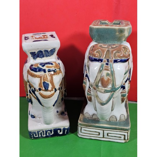 106 - Small quantity of collectables to include 3x hand carved soapstone artists bowls all in good order w... 