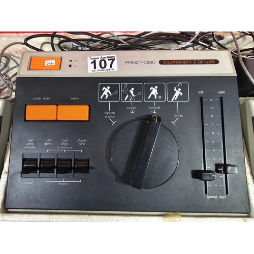 107 - A good quality vintage games machine by Prinztronic Tournament 2 De lux complete with controlling un... 
