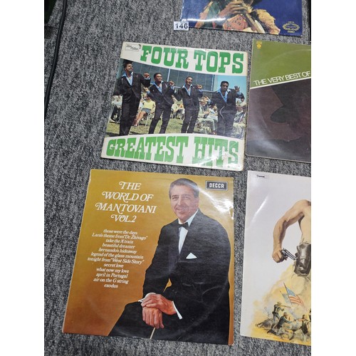 146 - Collection of over 20 LP records of various genre to include Frank Sinatra, Glen Campbell, Warren Mi... 