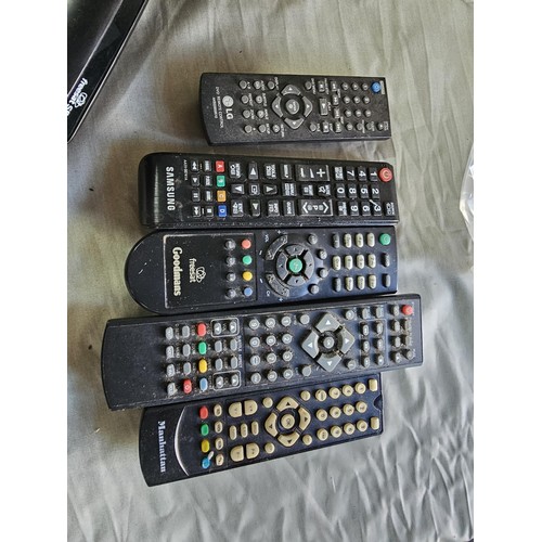 151 - A large collection of 7 sat boxes to include 2x Grundig Free sat boxes No. GUFSAT02SD,  3x Bush free... 