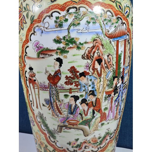166 - Large and impressive hand painted and decorated Satsuma style vase, the vase depicts an oriental cer... 