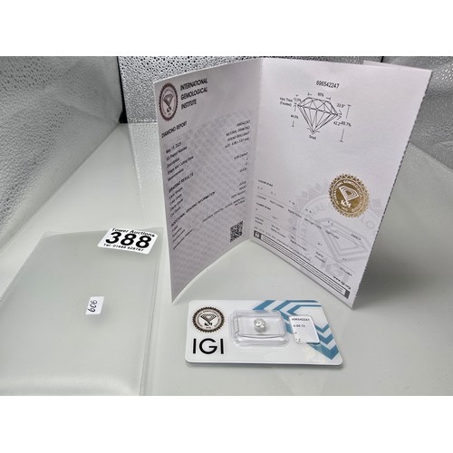 388 - A round cut brilliant clear natural diamond gemstone, has a weight of 0.95ct, accompanied by its ful... 