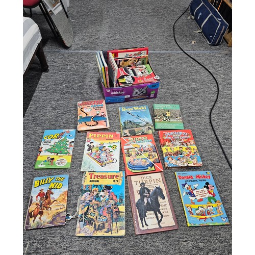 46 - A box containing a very large quantity of assorted annuals mostly dating from the 1970's to include ... 