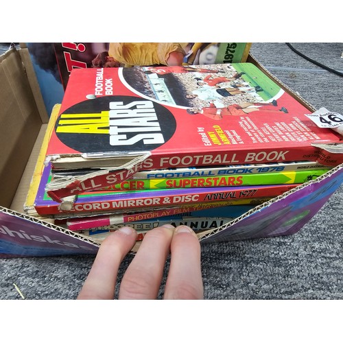 46 - A box containing a very large quantity of assorted annuals mostly dating from the 1970's to include ... 