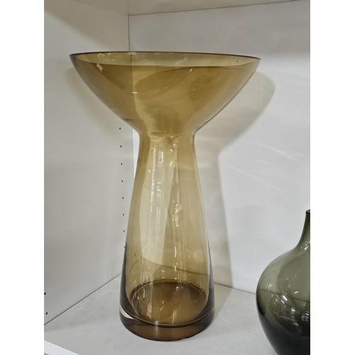 72 - 3x impressive art glass vases to include a vintage Ikea Salong Johanna Jelinek in a weighted glass s... 