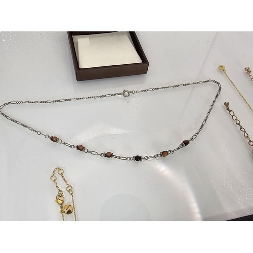 288 - A quantity of costume jewellery to include a pretty pair of Alpaca Mexico Large drop Earrings with e... 