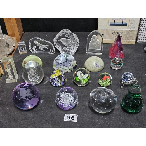 A collection of 19x assorted paperweights to include 2x paperweights ...
