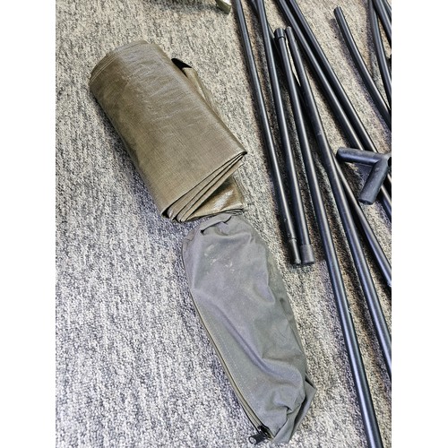 129 - A good quality Westlake fishing cookhouse, very comprehensive in a carry bag