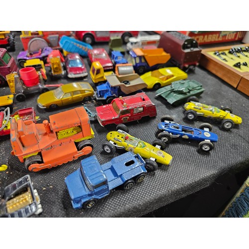 173 - A very large collection of diecast vehicles of various brands including Dinky Corgi and Matchbox veh... 