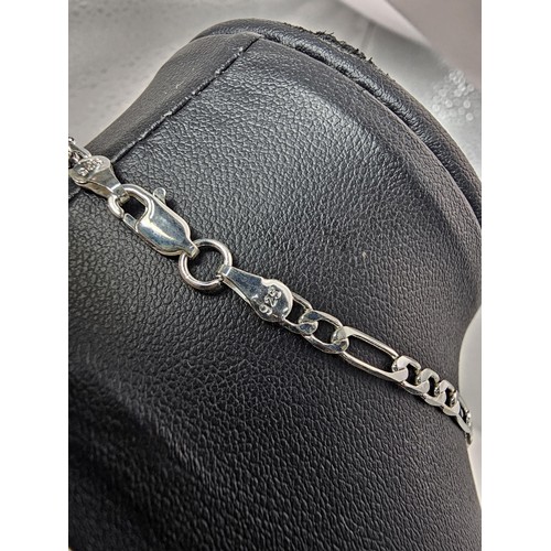 342 - A brand new attractive 925 Silver neck chain having a Figaro link design. total length of the neckch... 