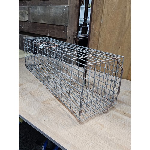 486 - Vintage good quality well used humane squirrel cage in good order with carrying handle and quick rel... 