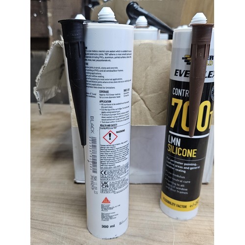 497 - Box containing 19x Everflex 700T LMN Silicone in brown and black