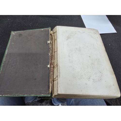 438 - An illustrated edition of Daniel Defoe History of the Plague and the fire of London 1665/6, comprisi... 