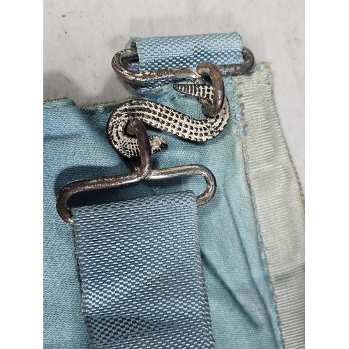 454 - A collection of good vintage Masonic related items to include a Masonic apron, 2x Masonic metal tass... 