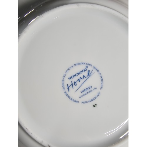 44 - A collection of assorted plates to include 4x Booths willow decorated plates, 7x willow pattern plat... 