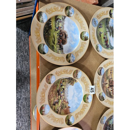 45 - Collection of collectable plates to include 6x picture plates dated from the 1990's designed by Chri... 