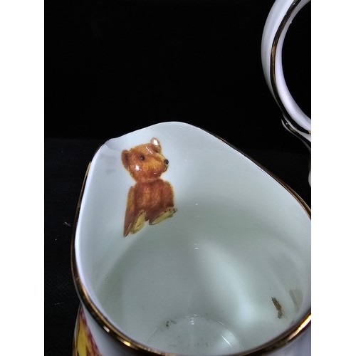 63 - Collection of collectable ceramics to include a Mac Donald Collec ta bears teapot milk jug and sugar... 