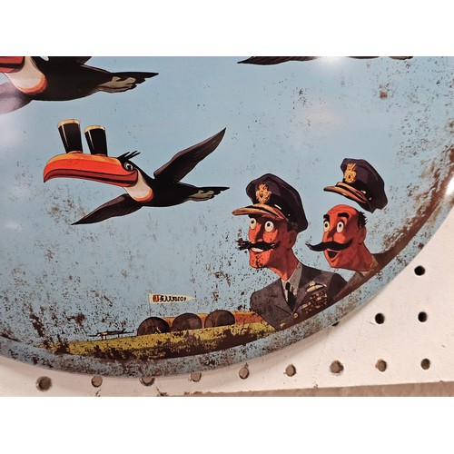 88 - A good quality reproduction tin circular sign for Guinness with Toucans to the front. The sign is in... 