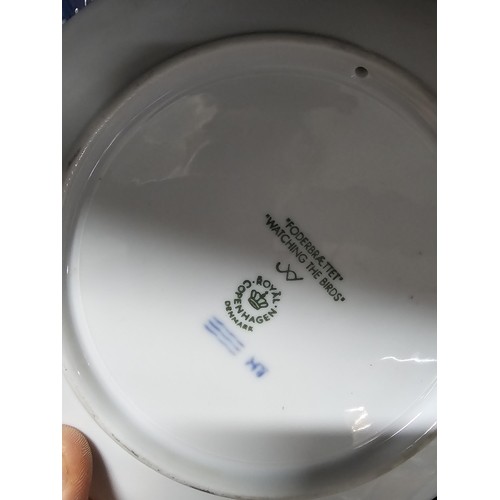 118 - A collection of 10x Christmas themed Royal Copenhagen plates all with different Christmas related pi... 