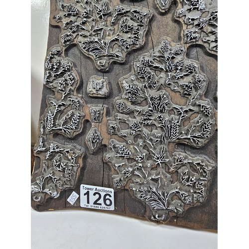 126 - 2x good quality antique large wooden print blocks, one with a leaf design the other with one having ... 
