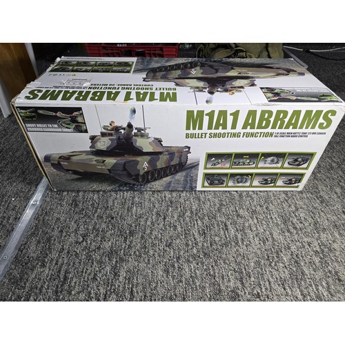 148 - Large boxed Hobby Engine 1:16 scale M1A1 Abrams Tank is a plastic model replica of a military tank w... 