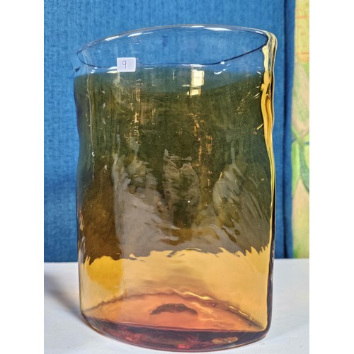 231 - Collection of 3x collectable art glass pieces to include a multicoloured Murano bottle shaped vase w... 