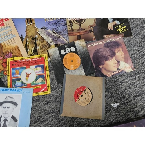 193 - A large crate containing a large quantity of assorted LP's and 45's to include Top of the pops, The ... 