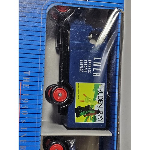 158 - A collection of 5x boxed sets of diecast vehicles to include The Days Gone Marks & Spencer Collectio... 