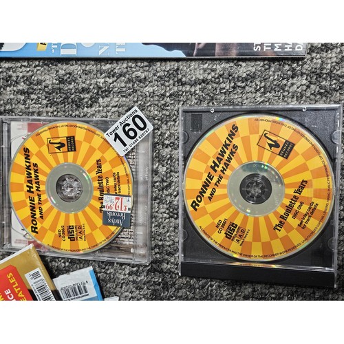 160 - A large quantity of magazines relating to Bob Dylan to include Uncut, Record Collector, Mojo etc alo... 