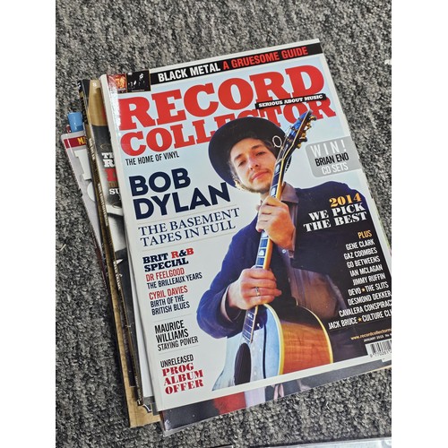 160 - A large quantity of magazines relating to Bob Dylan to include Uncut, Record Collector, Mojo etc alo... 