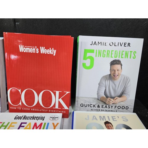 181 - A box of good quality cookery books to include Paul Hollywood, Jamie Oliver, Mary Berry, etc along w... 