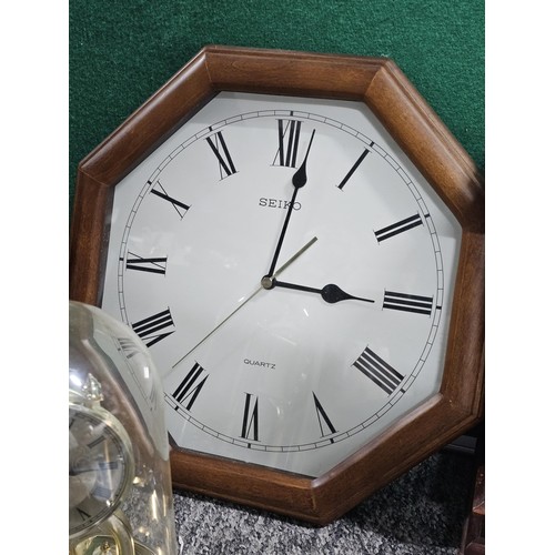 200 - Small quantity of clocks to include a good quality wooden mantle clock striking on a coiled gong com... 