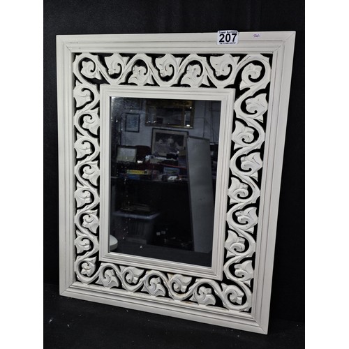 Lot 207       